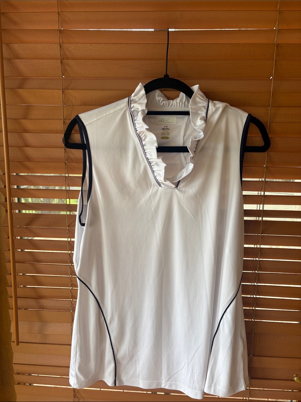 Greg Norman  LABYRINTH SLEEVELESS POLO; Sz: L; EUC